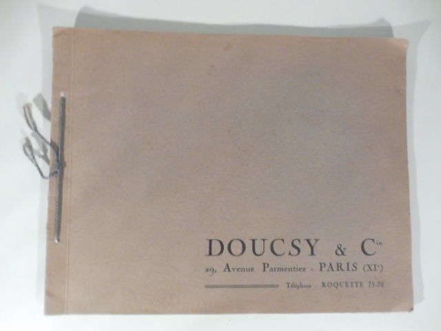 Doucsy & Cie, Paris. Catalogo illustrati con vetri, servizi da tè, vassoi, tavolini